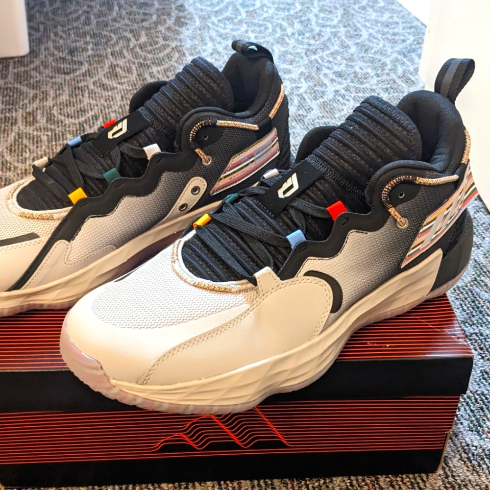 Adidas DAME 7